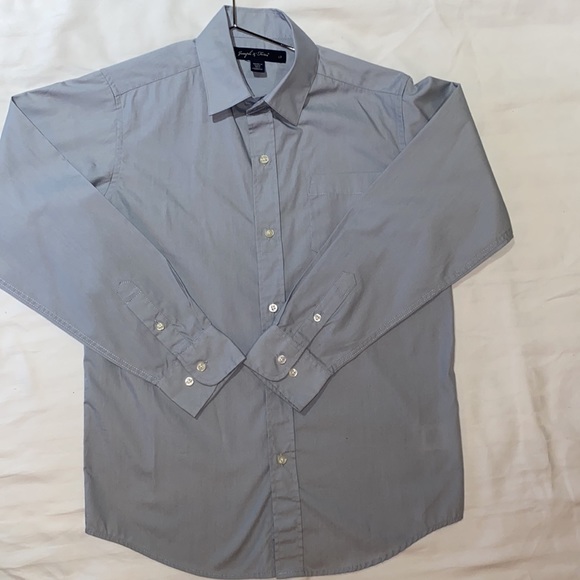 Joseph & Feiss Boys Buttoned Down Shirt in size 12. - Picture 2 of 7